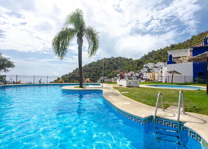 Panoramic Sea View Oasis